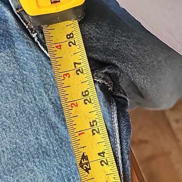 Levis jeans - Picture 8 of 9